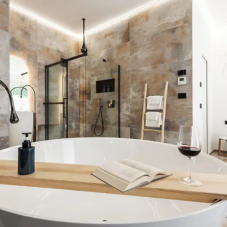 Eclipse #1 Апартаменты