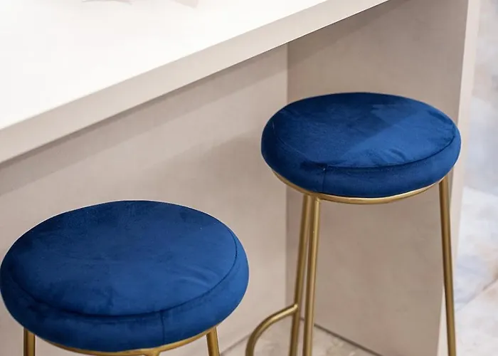 Eclipse #1 Apartment