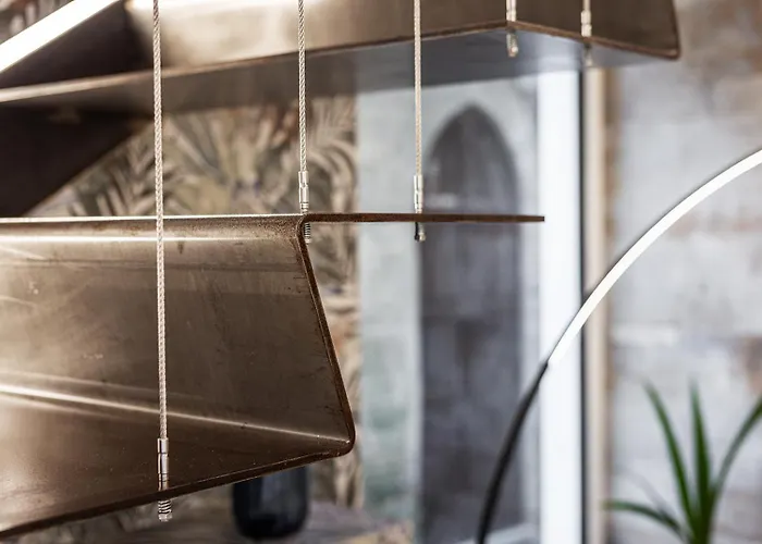 Apartment Eclipse #1 *